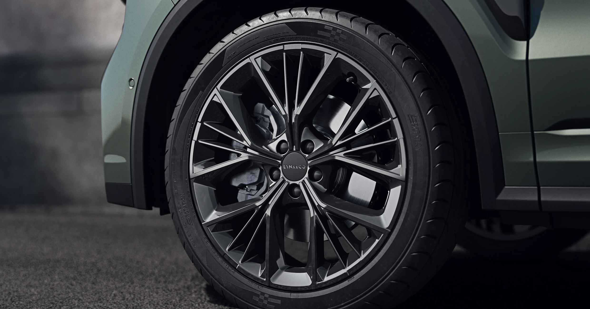 Lynk & Co 01